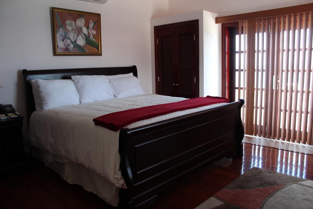 Clear View Suites & Villas Bermudas Exterior foto